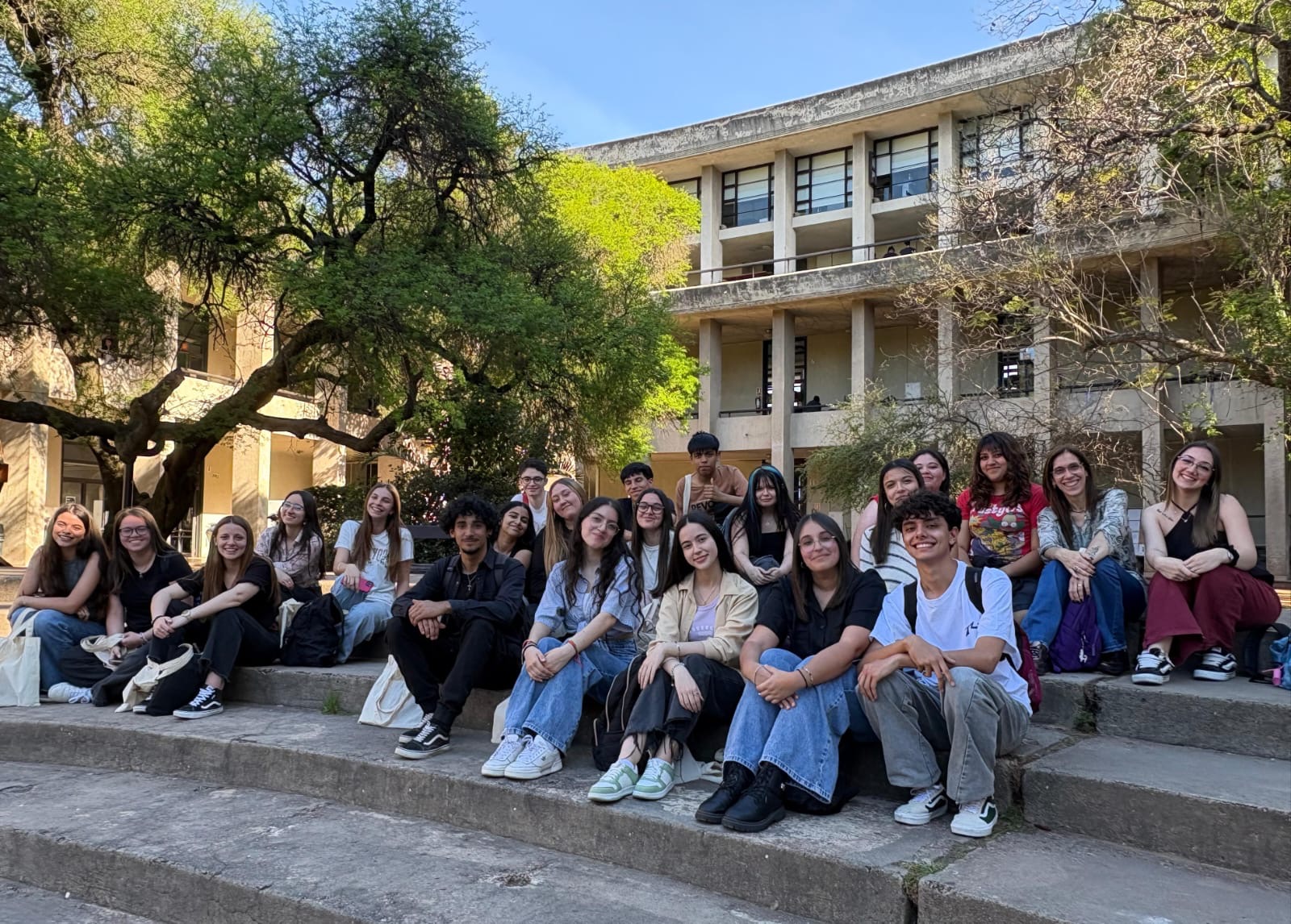 Conociendo las instalaciones y la propuesta educativa de las facultades.